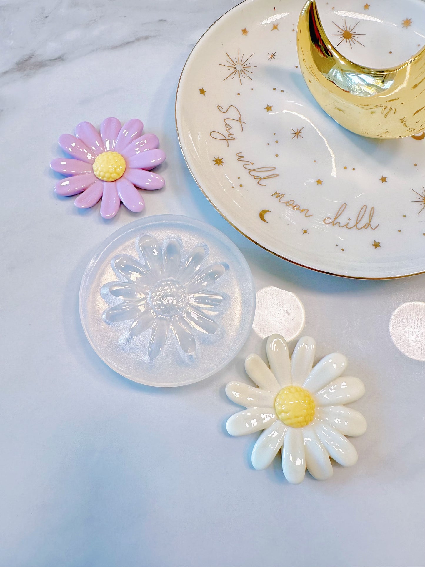 4.5cm 3D Daisy Flower Brooch Pin Mold