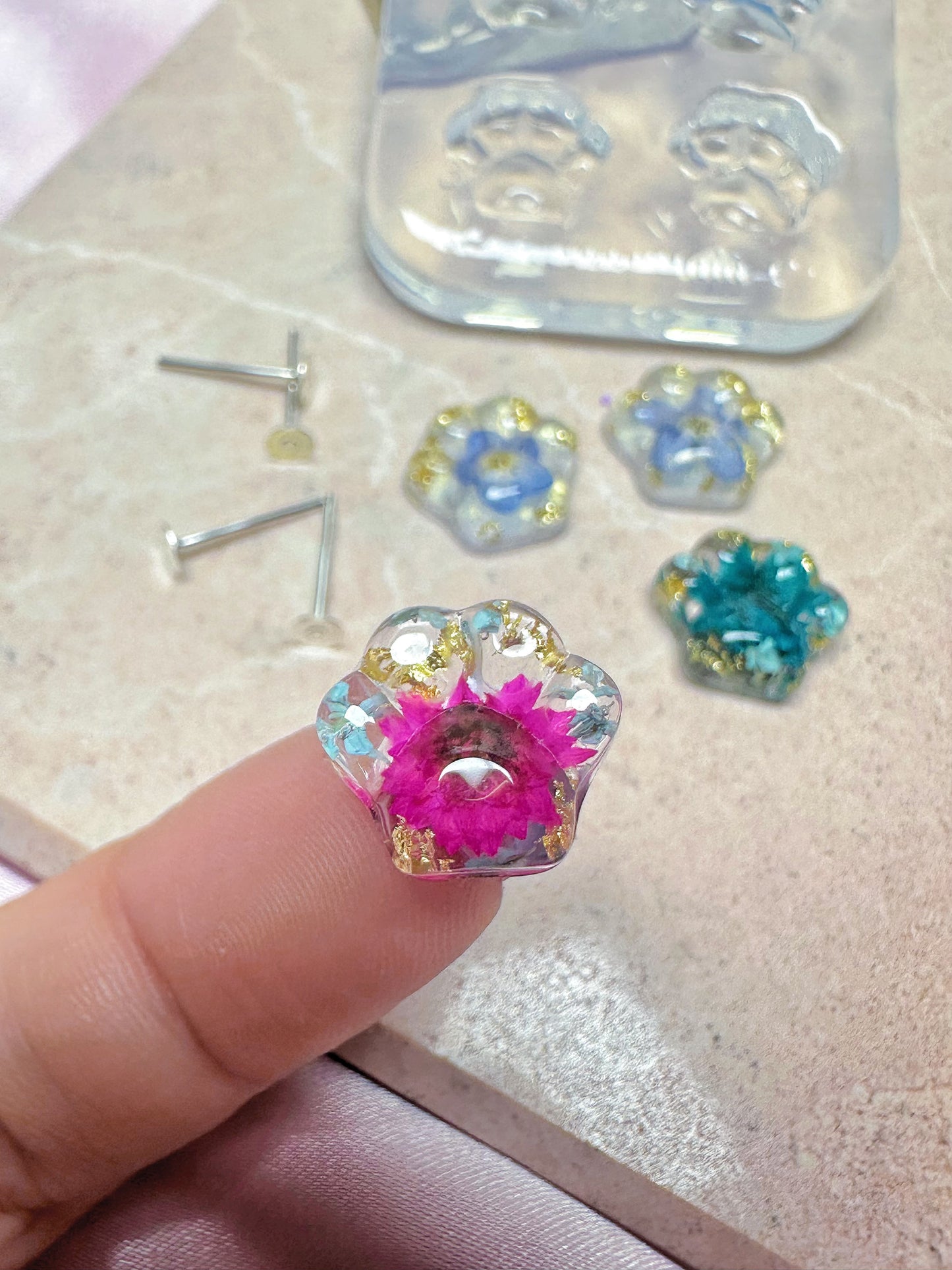 Mini 3D Pet Paw Stud Mold Dog Cat Animal