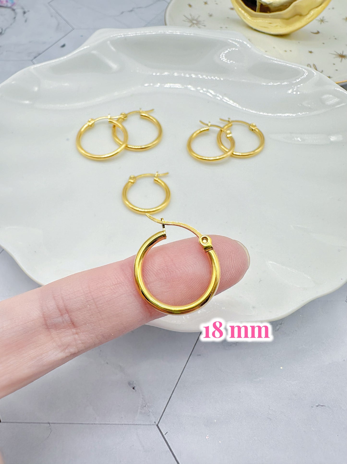 8 Pcs 18/20/22mm Gold 316L Surgical Steel Hoop Earring Findings