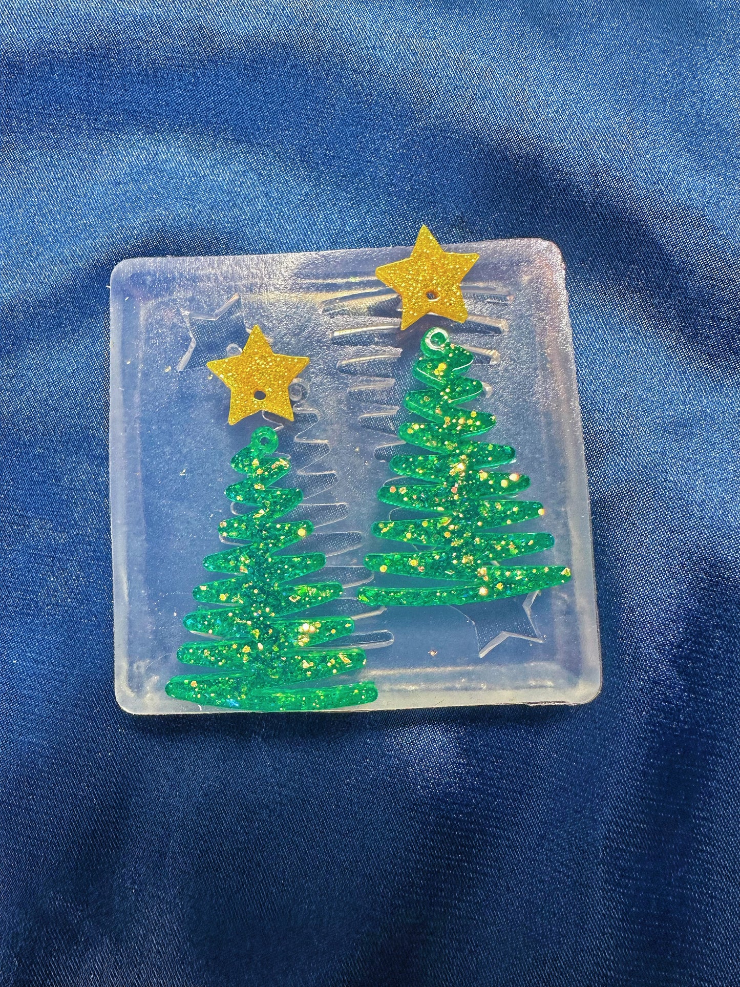 Stroke Christmas Tree with Stars Dangle Earring Mold