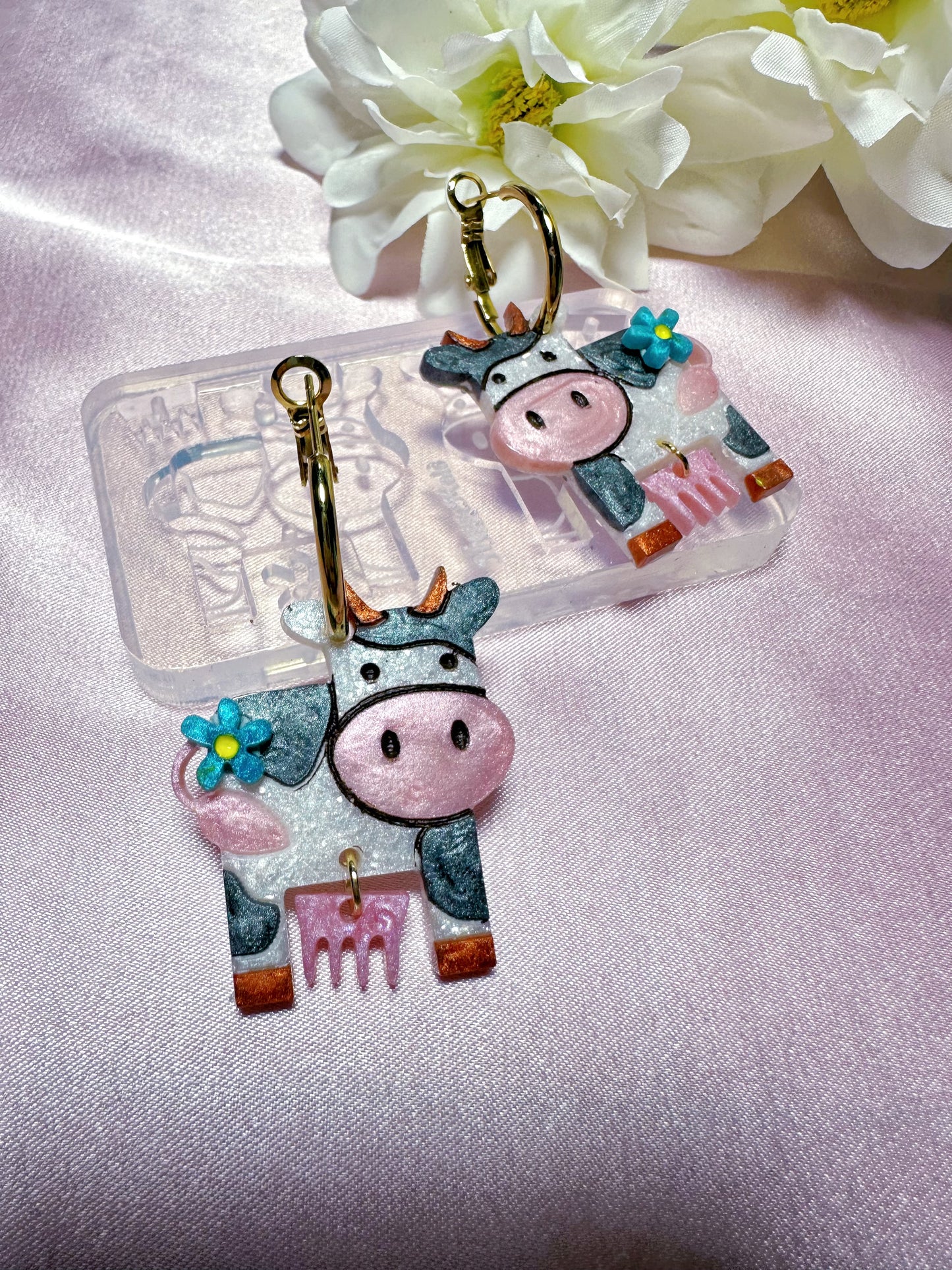 Milk Cow with udders and flowers Dangle Earring Mold for Hoop Charms