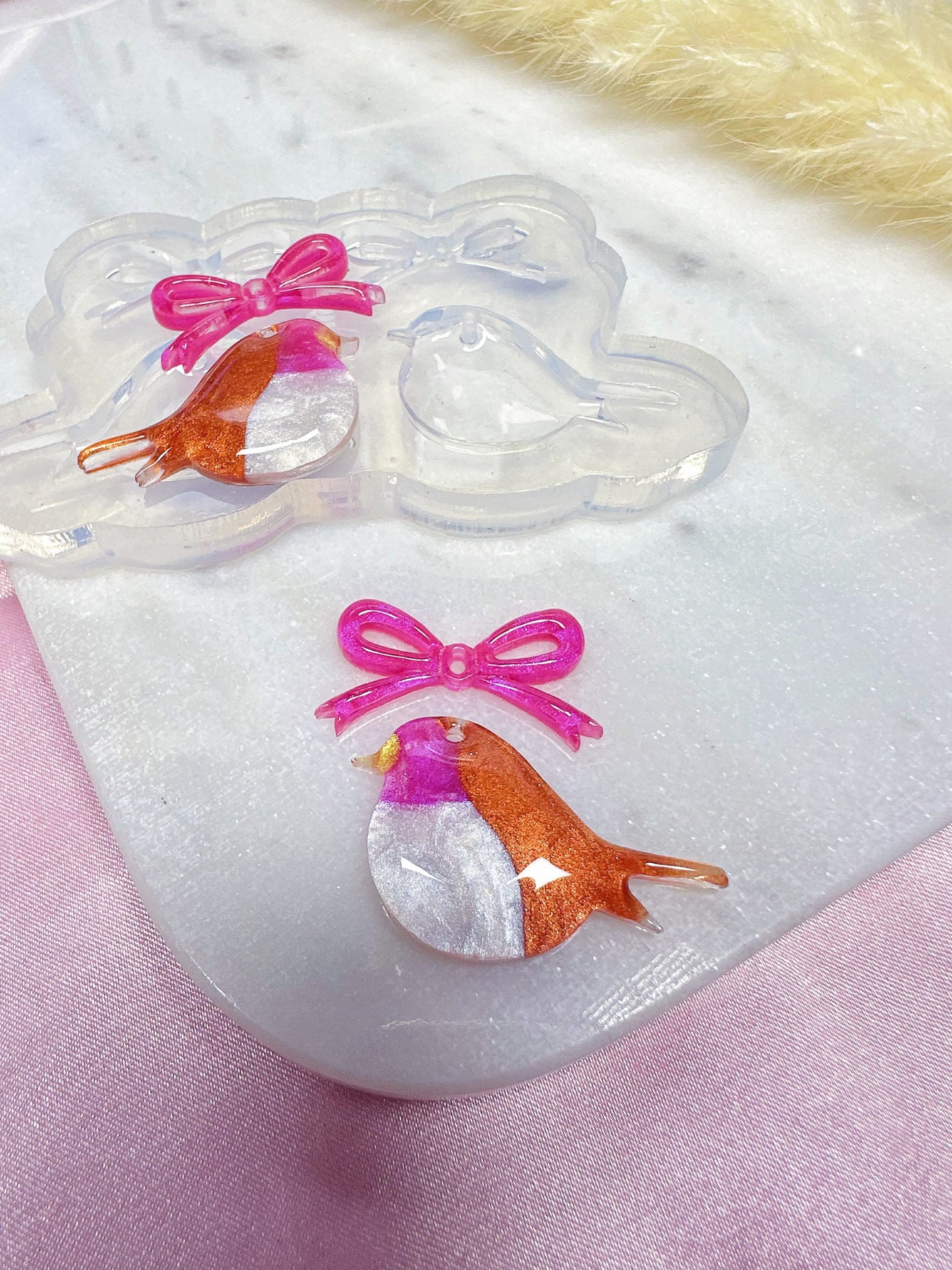 Predomed Robin Bird Ribbon Bow Dangle Earring Mold Christmas Mold