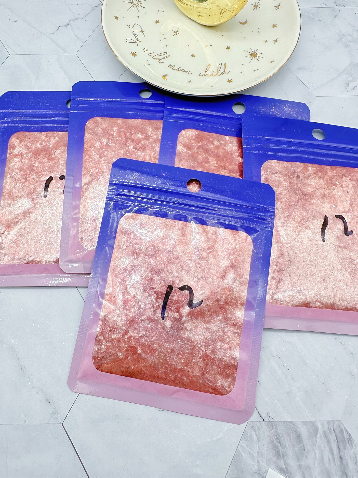 10g bag Auburn Diamond Flakes No.12