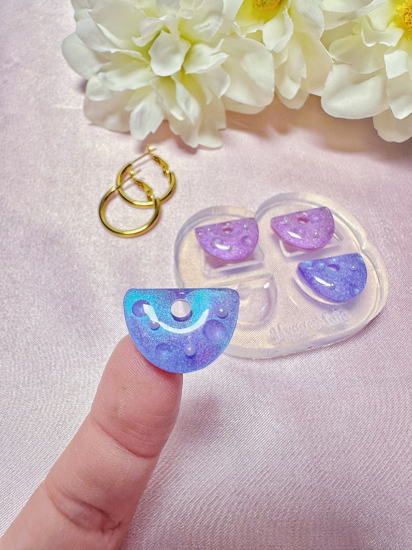 1.6 cm Predomed Semi-Circle Dangle Earring Mold for Hoop Charms