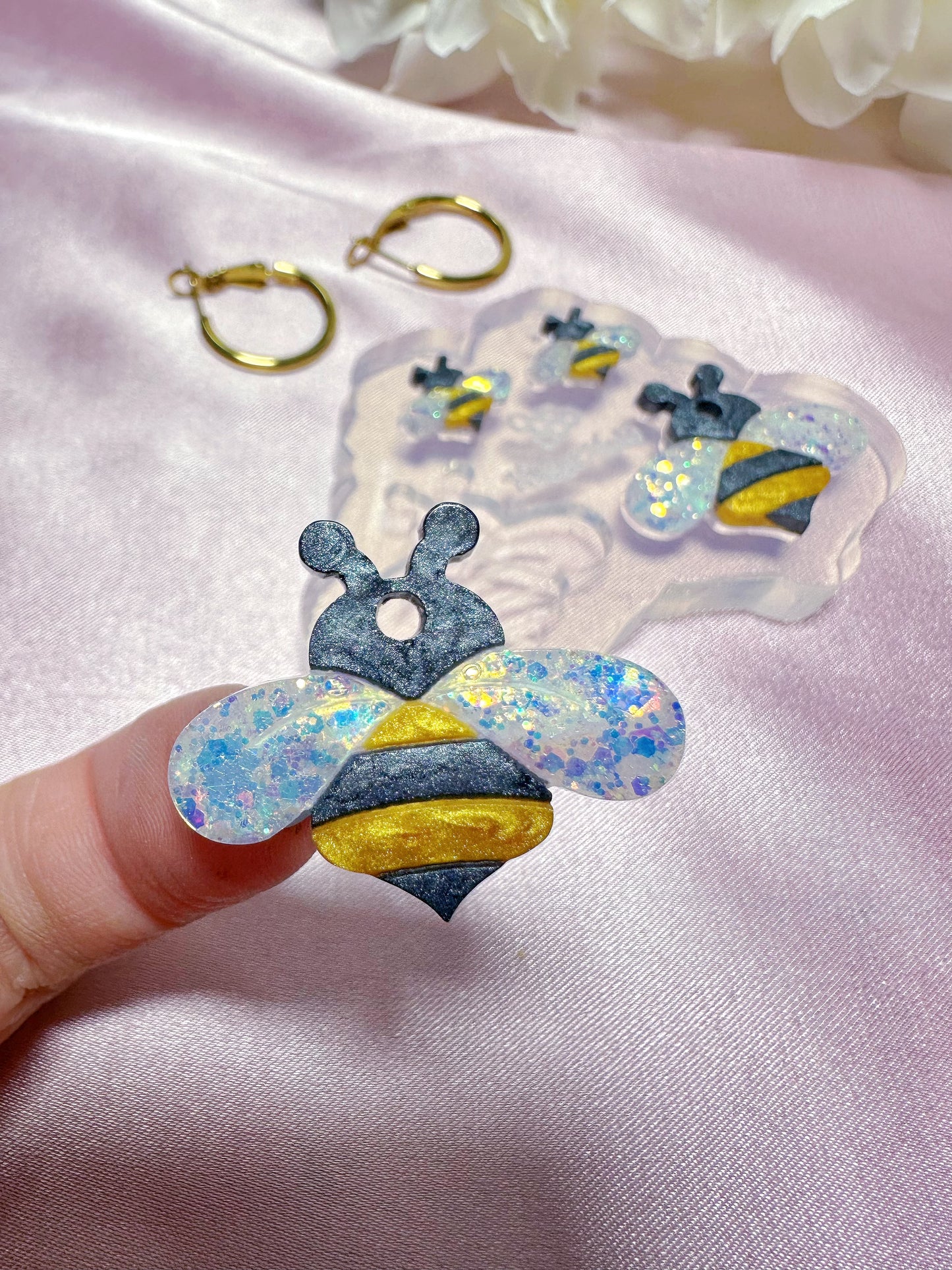 Small Bee Stud Dangle Earring Mold Palette