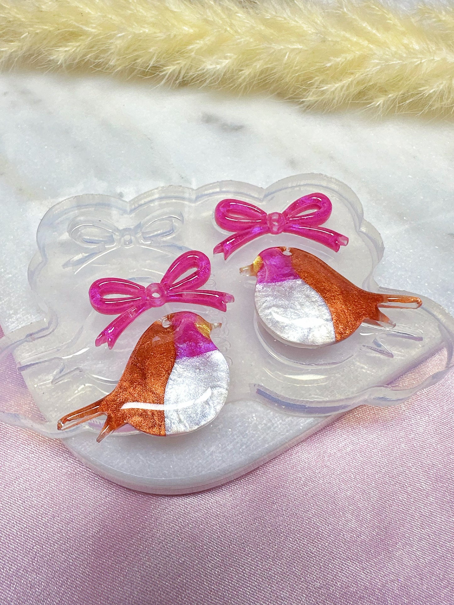 Predomed Robin Bird Ribbon Bow Dangle Earring Mold Christmas Mold