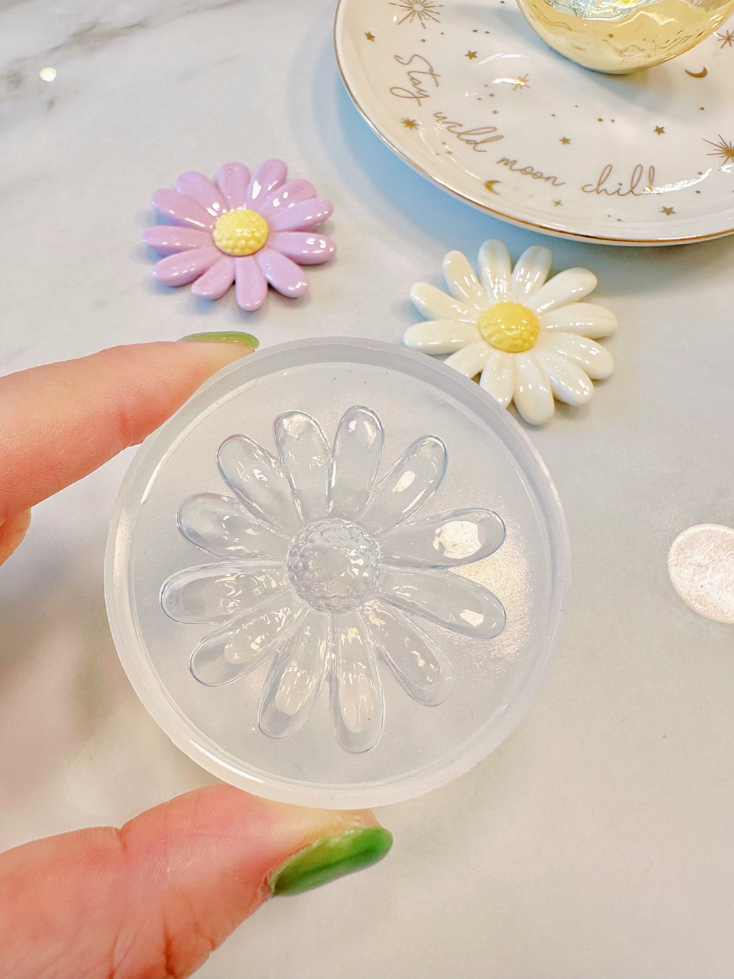 4.5cm 3D Daisy Flower Brooch Pin Mold