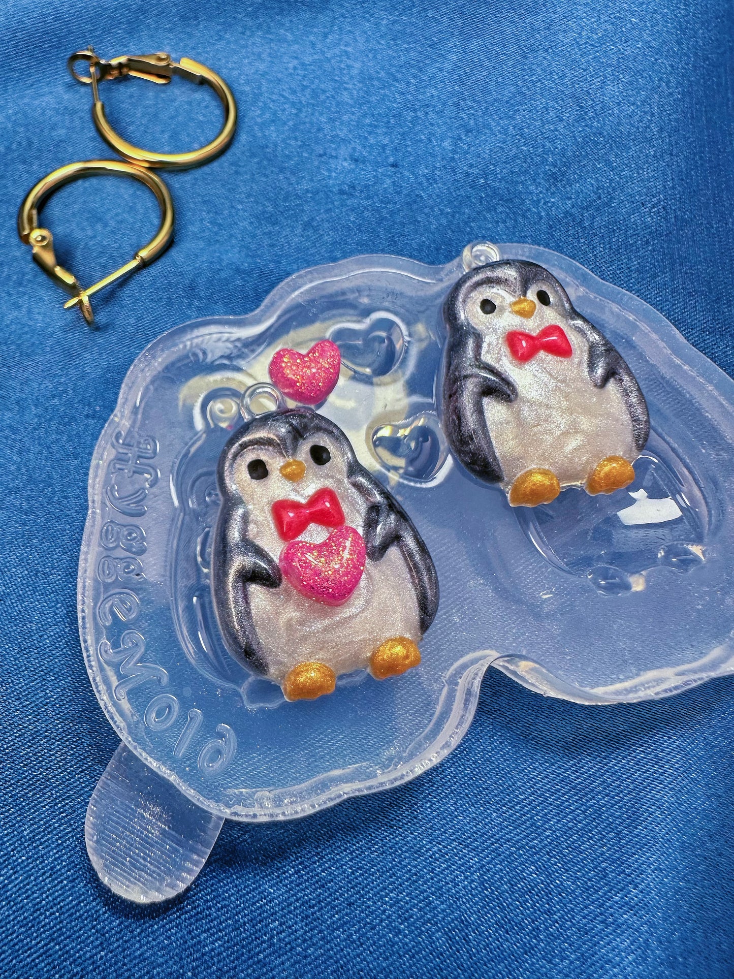 Small Predomed Christmas Penguin Dangle Earring Mold