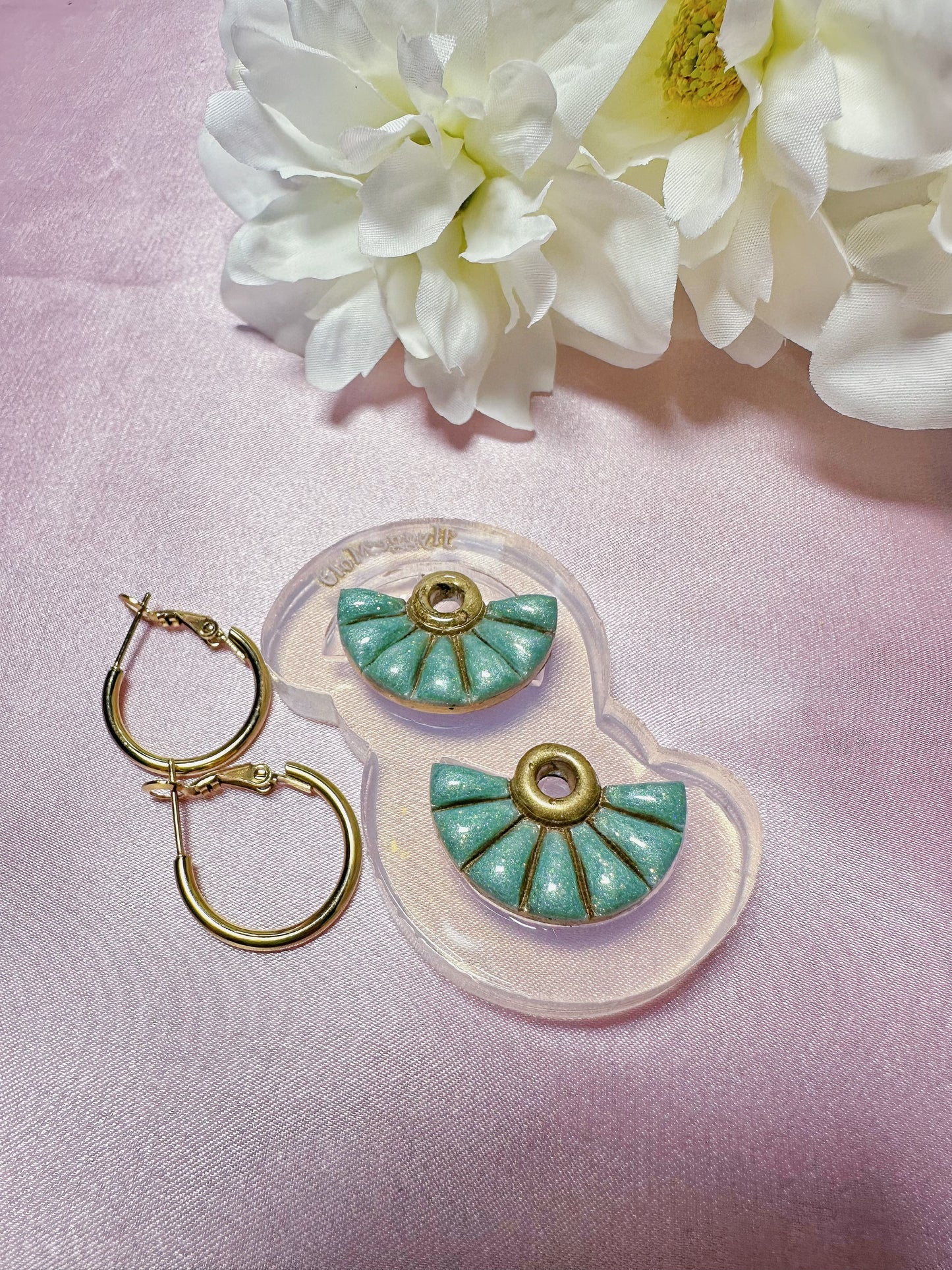 2.5 cm Predomed Art Deco Sunburst Fan Shape Dangle Earring Mold for Hoop Charms