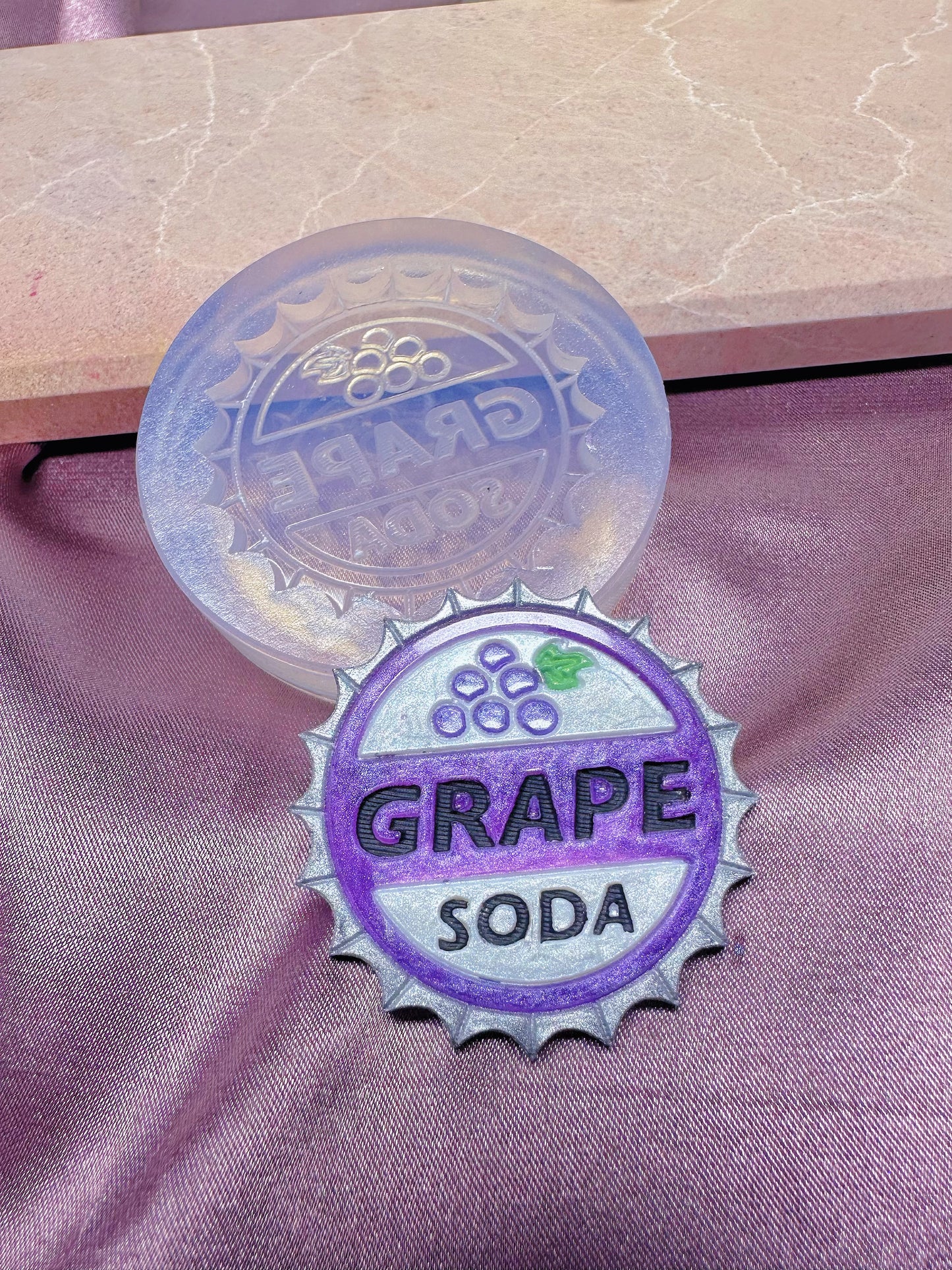 4.5cm Disney Up Grape Soda Badge Brooch Pin Mold