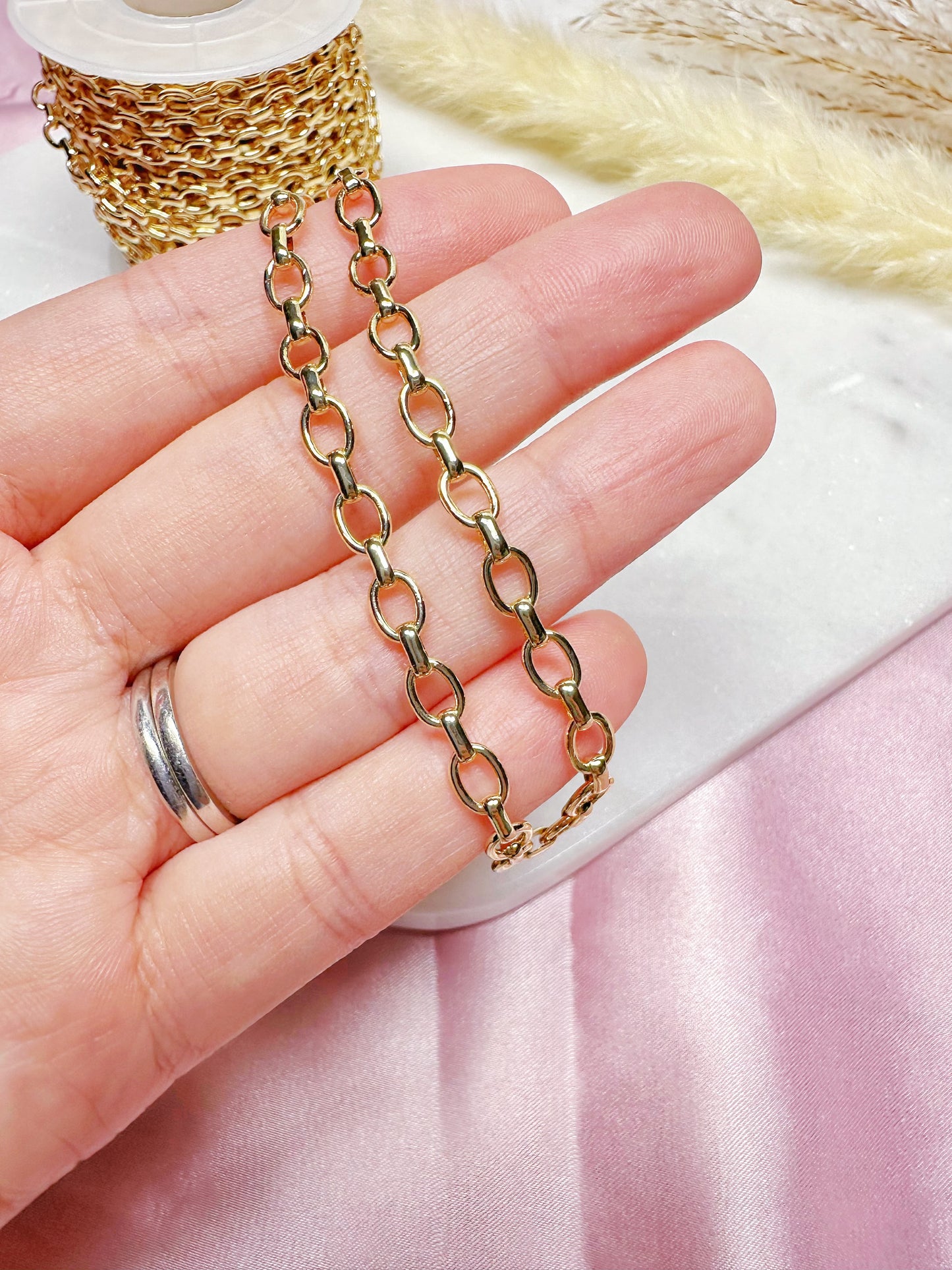 Chunky 14k Gold O-shaped Chain