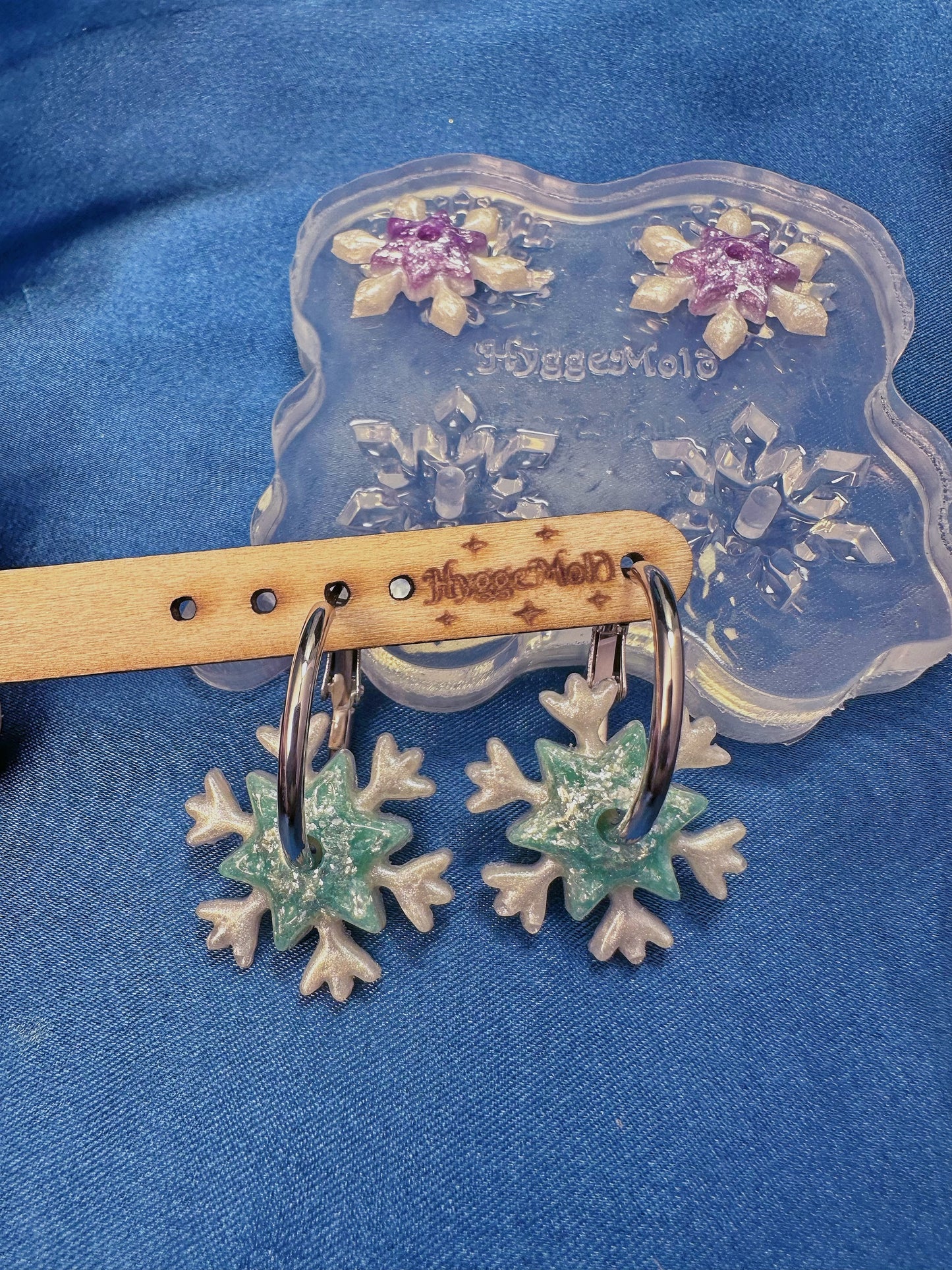Small Layered Winter Wonderland Snowflake Hoop Spinner Earring Mold