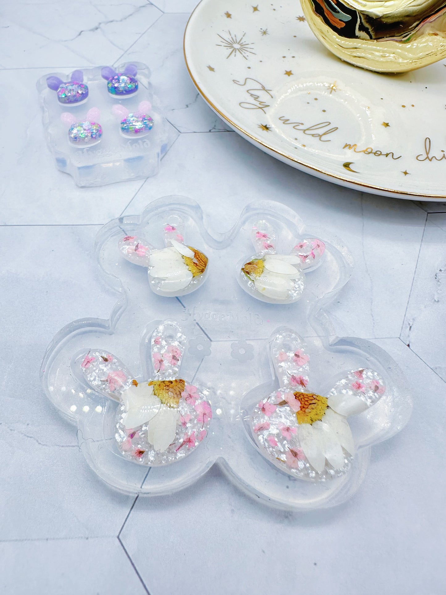 Pre domed Bunny Face Dangle Earring Hoop Charm Mold Easter Clear Silicone Mold for resin jewellery