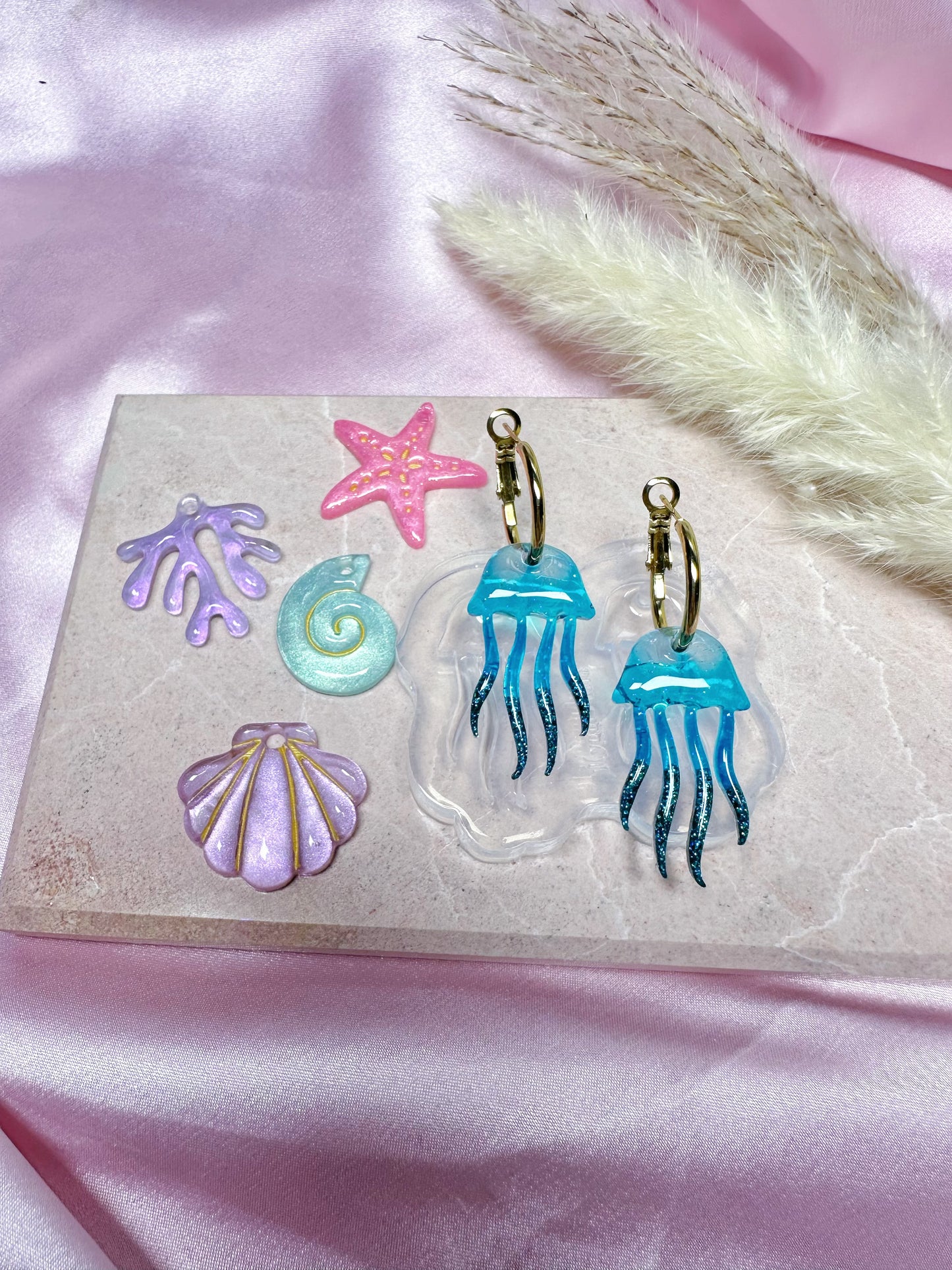 Domed Etched Starfish Dangle Earring Mold for Hoop Charms