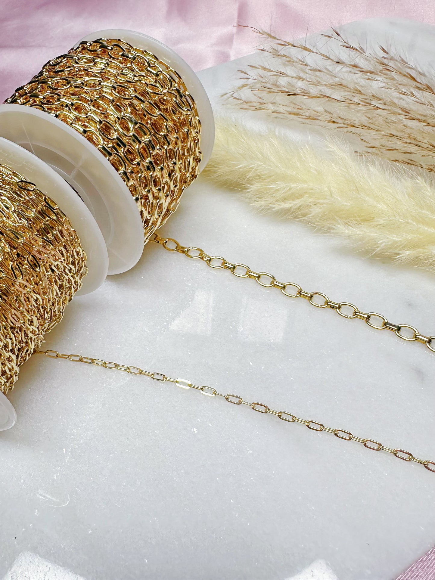 Fine 14k Gold Box-shaped Chain
