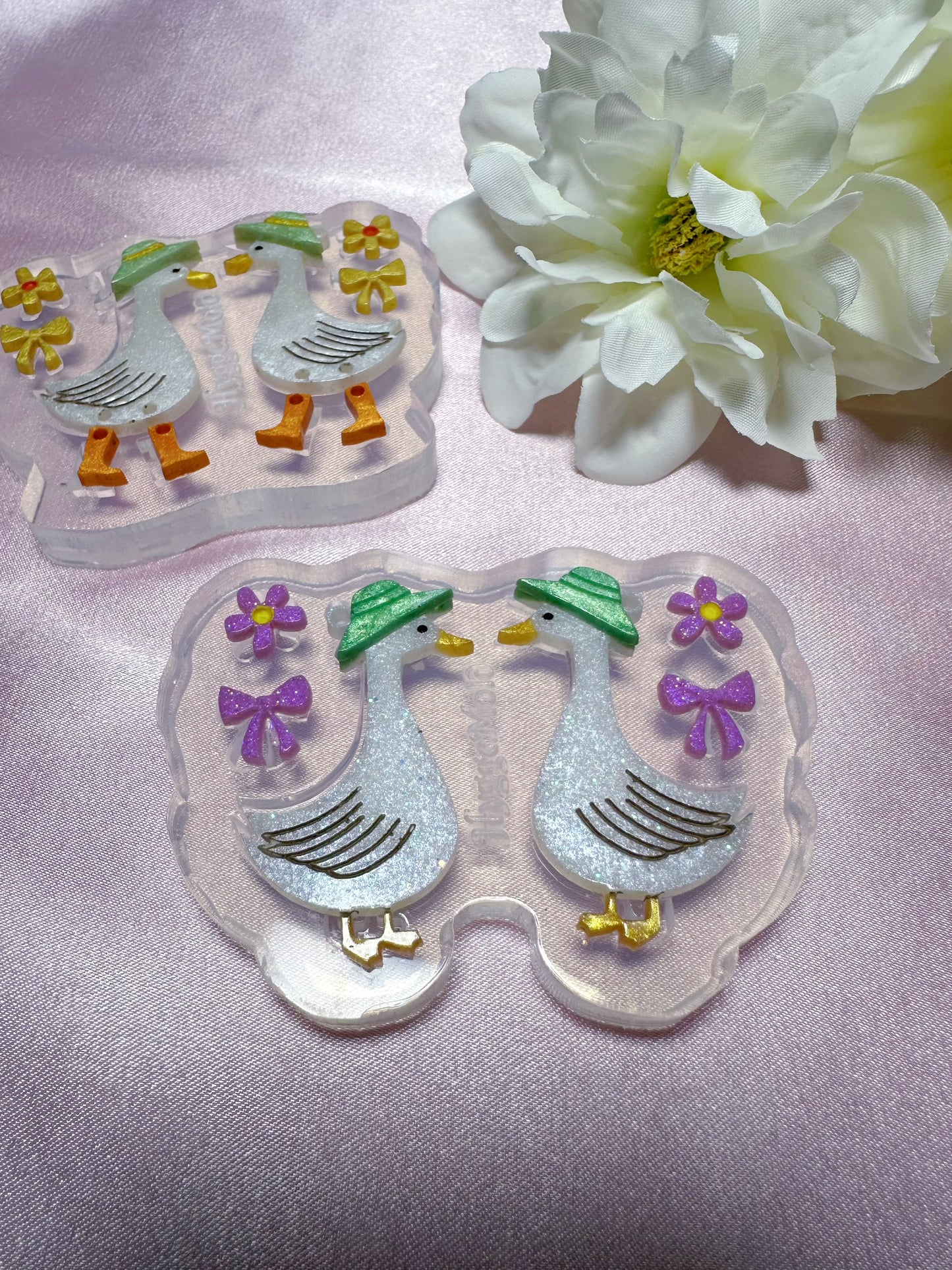 Goose with a hat and ribbon bow Earring Mold