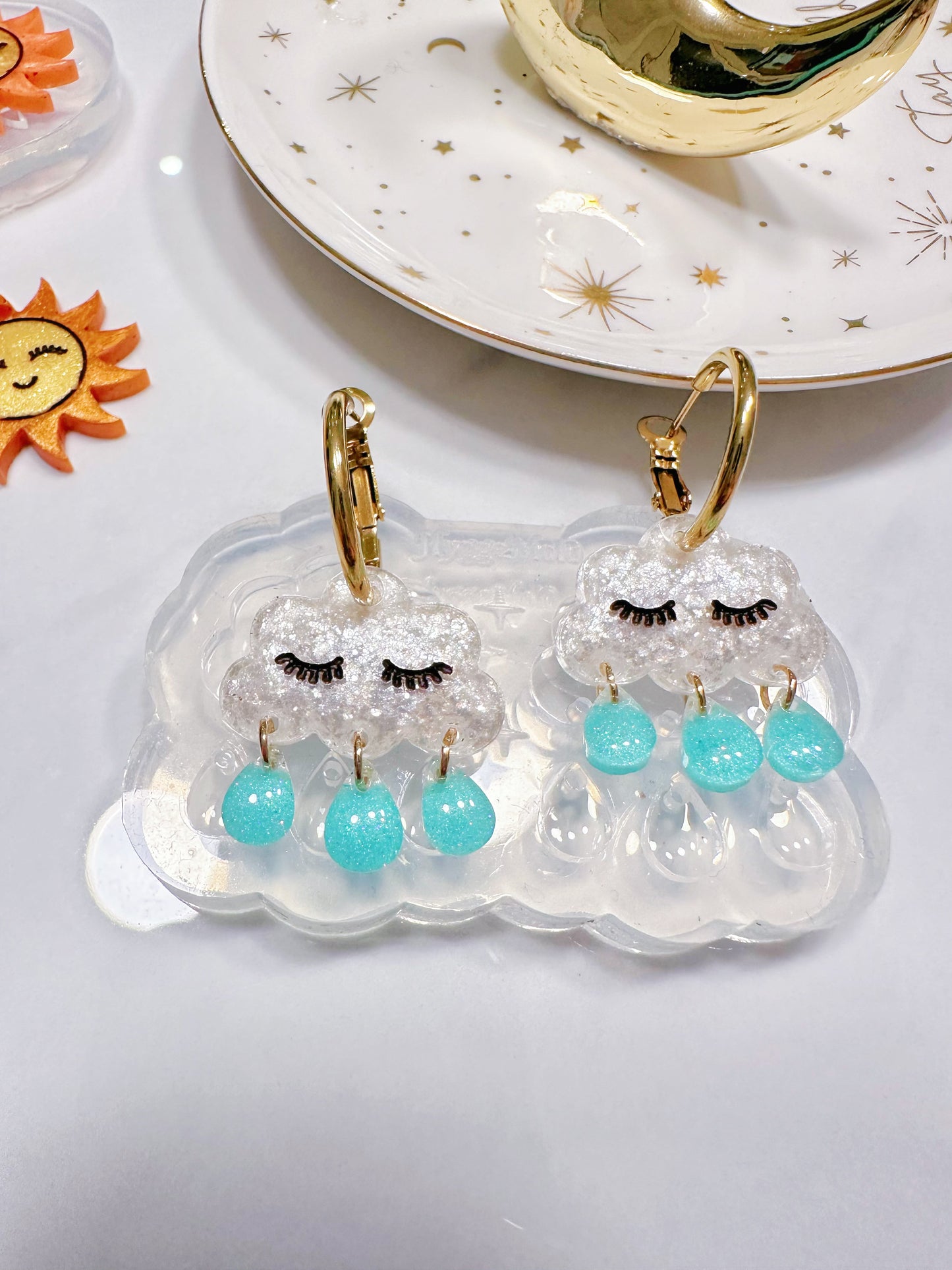 2025 Serene Sleeping Cloud Rain Drops Dangle Earring Mold for Hoops