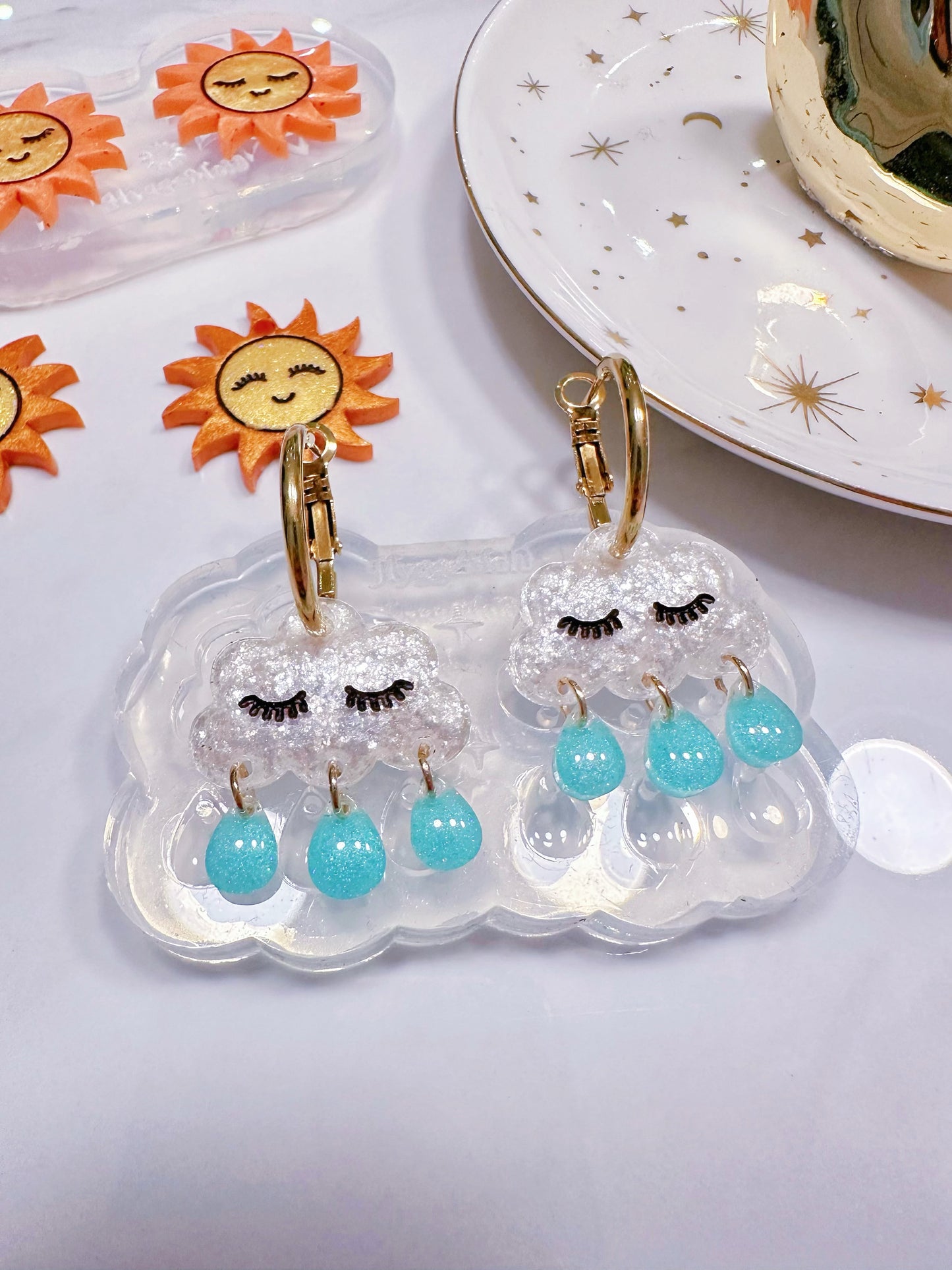 2025 Serene Sleeping Cloud Rain Drops Dangle Earring Mold for Hoops