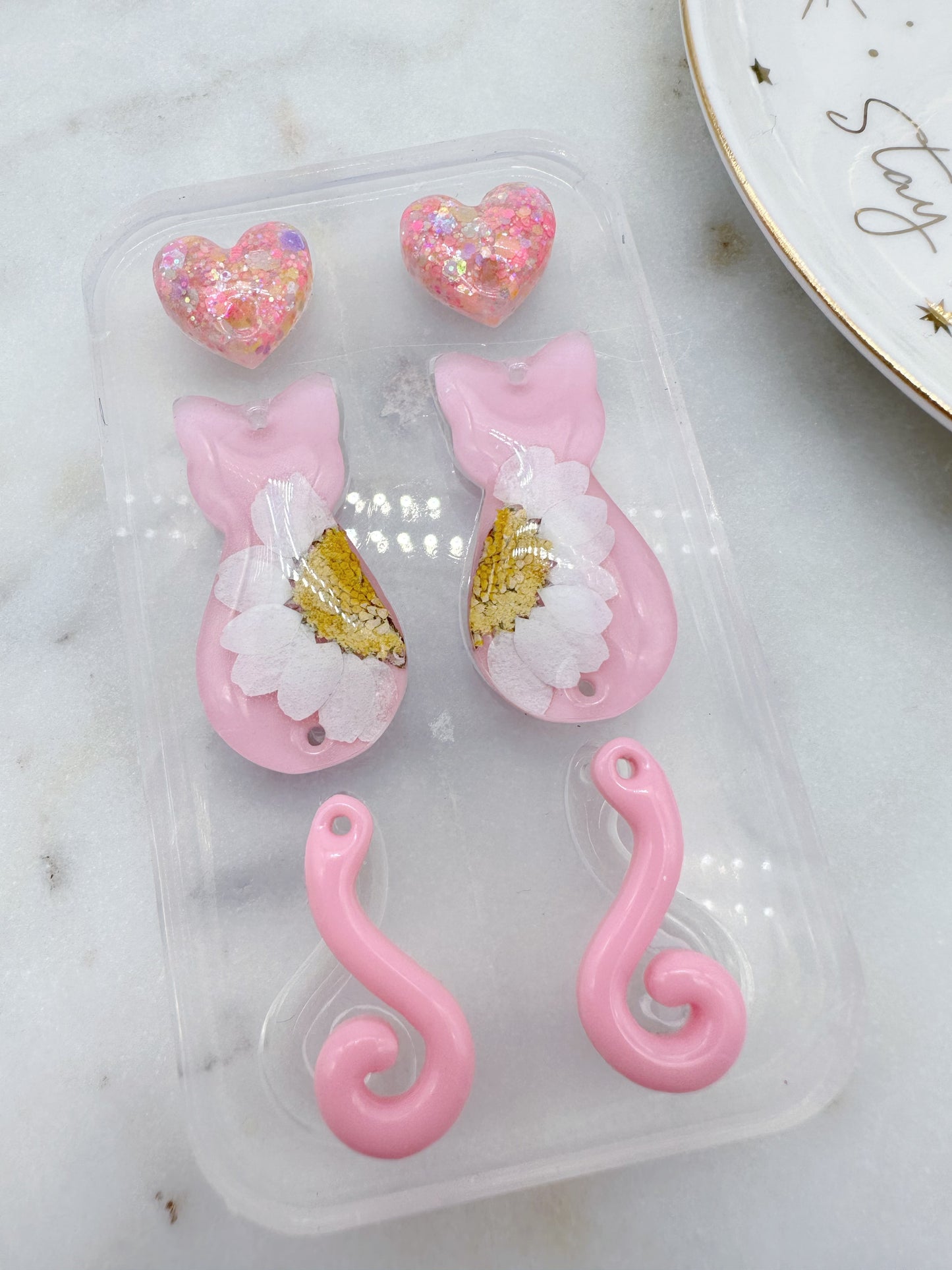 6cm Swinging Cat Tail Dangle Earring Mold