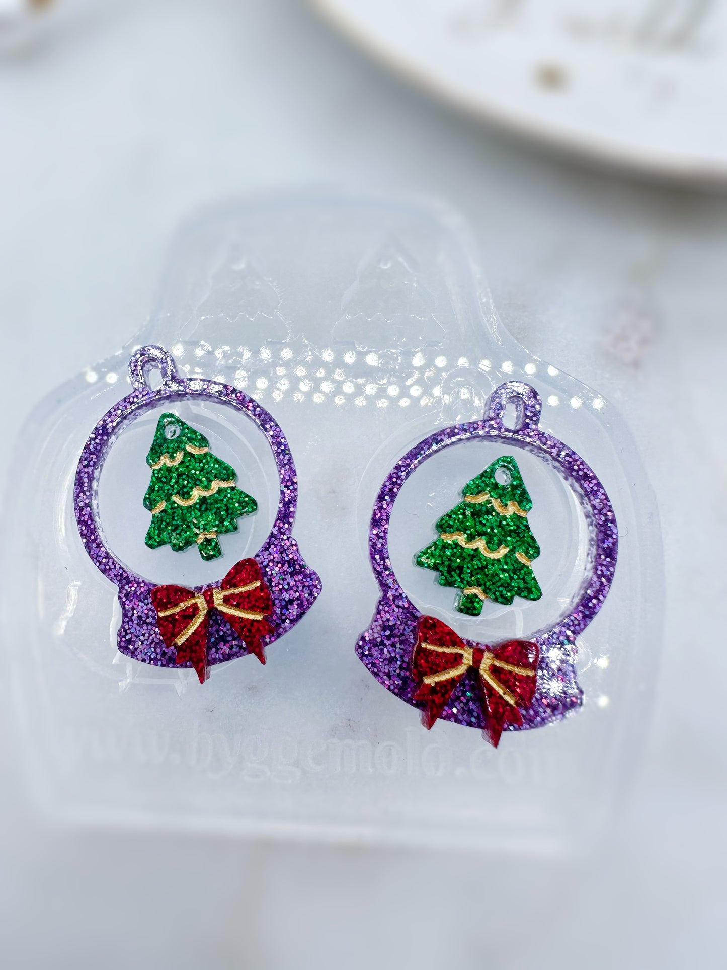 Small Christmas Tree Snowglobe Frame with Ribbon Bow Dangle Earring Mold