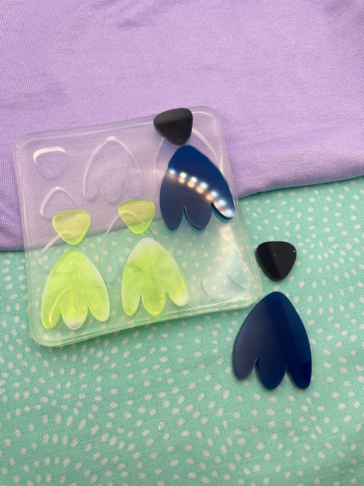 Abstract Tulip Dangle / Stud Earring Mold