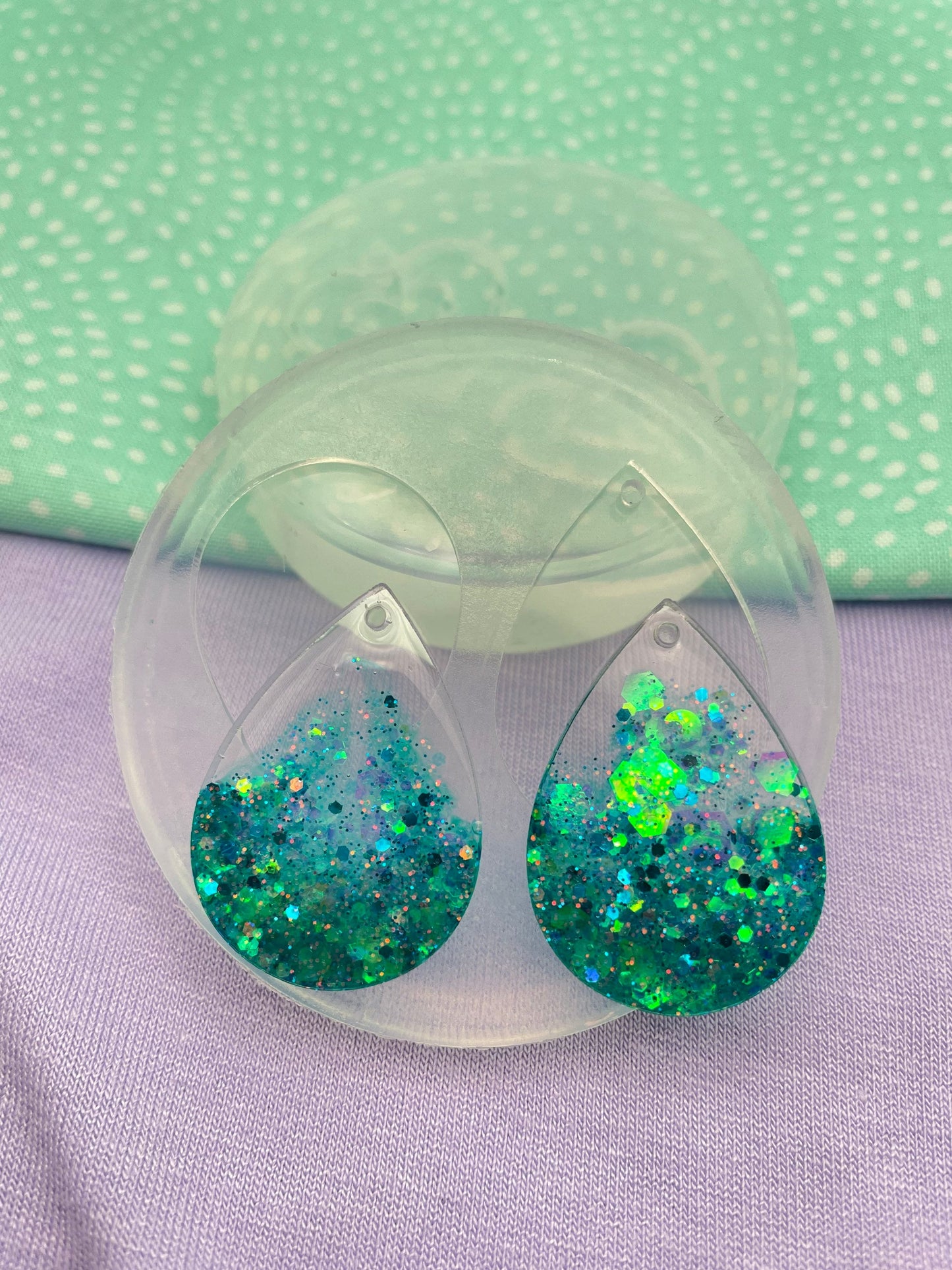 3.2 cm Water Drop Dangle Earring mold with predrilled holes