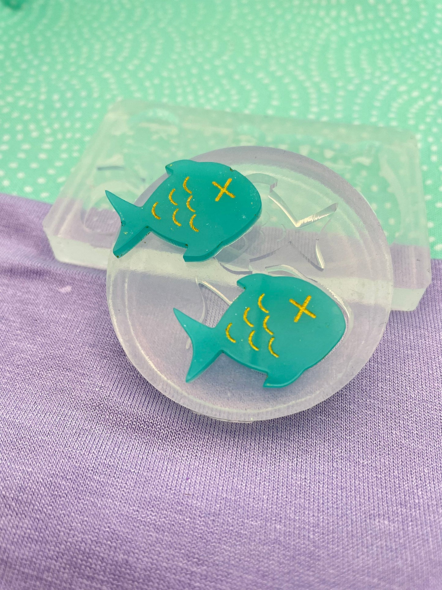 Small 2.7 cm Dead fish stud or dangle Earring Mold Ocean themed Goth themed