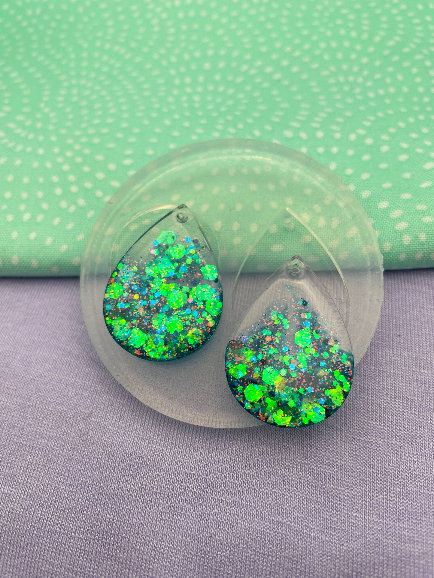 3.2 cm Water Drop Dangle Earring mold with predrilled holes