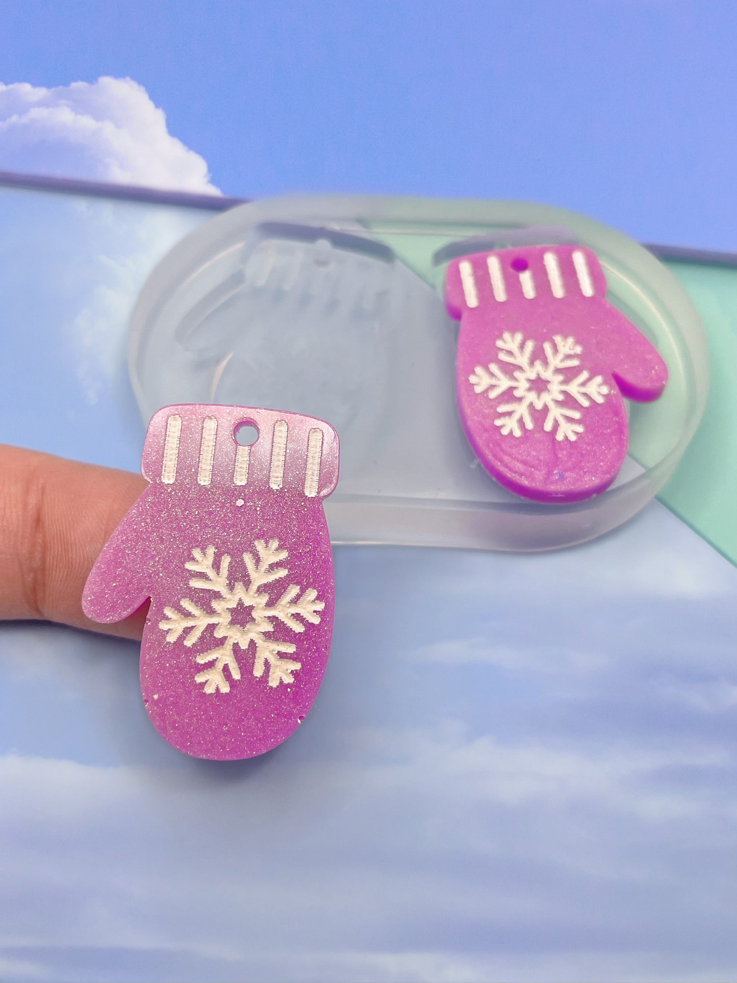 Small Snowflake Mitten Dangle Earring Mold