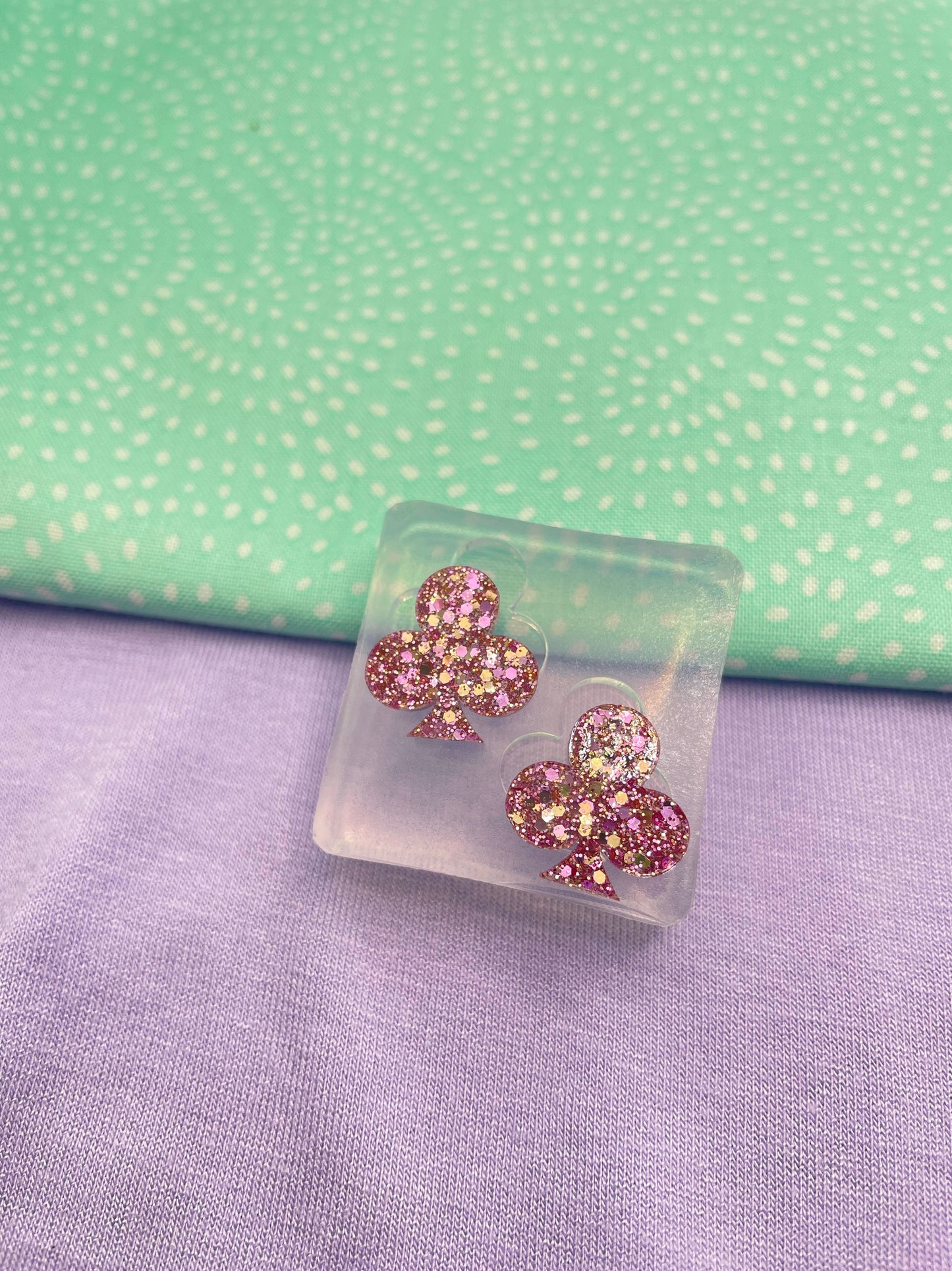 Card suit clubs stud earring mold