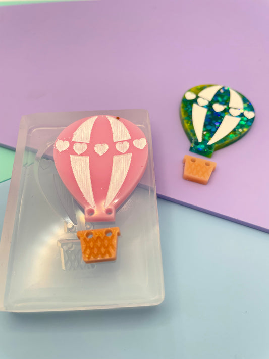 4cm Hot Air Balloon Brooch Mols