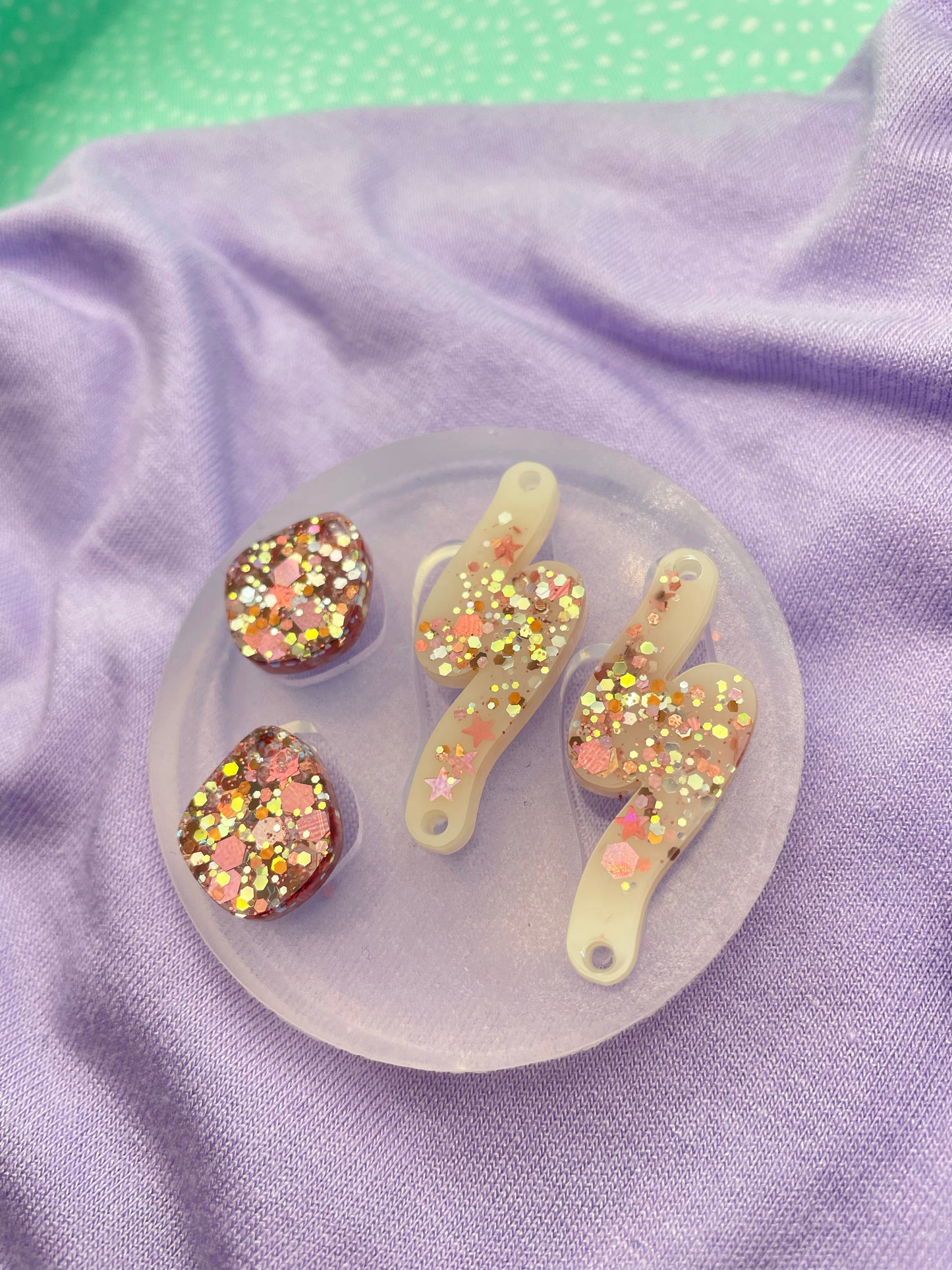 Beautiful Squiggle Wave Lightning Bolt Wriggle Shape Dangle Earring Mold