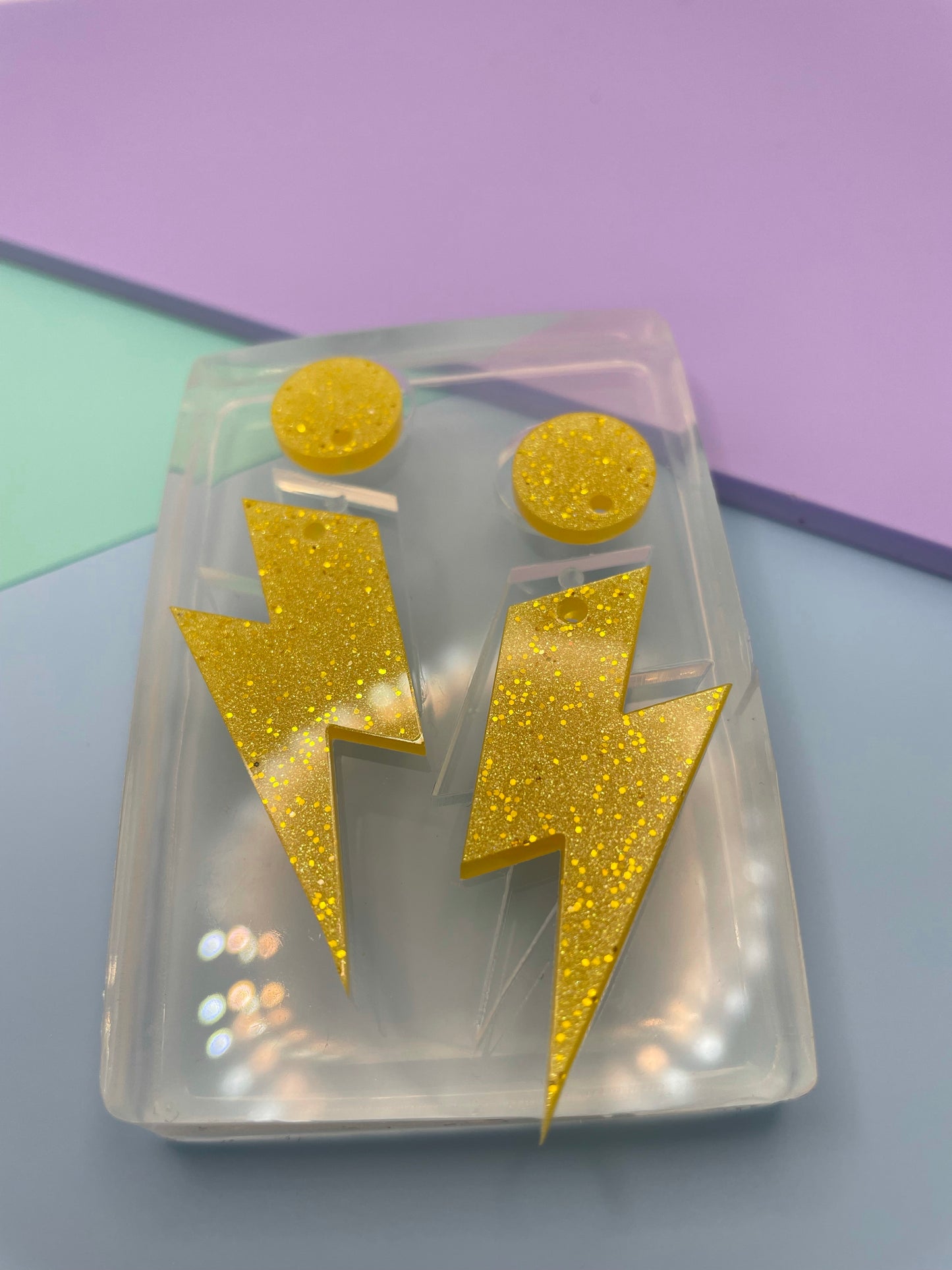4cm lightning bolt dangle earring mold