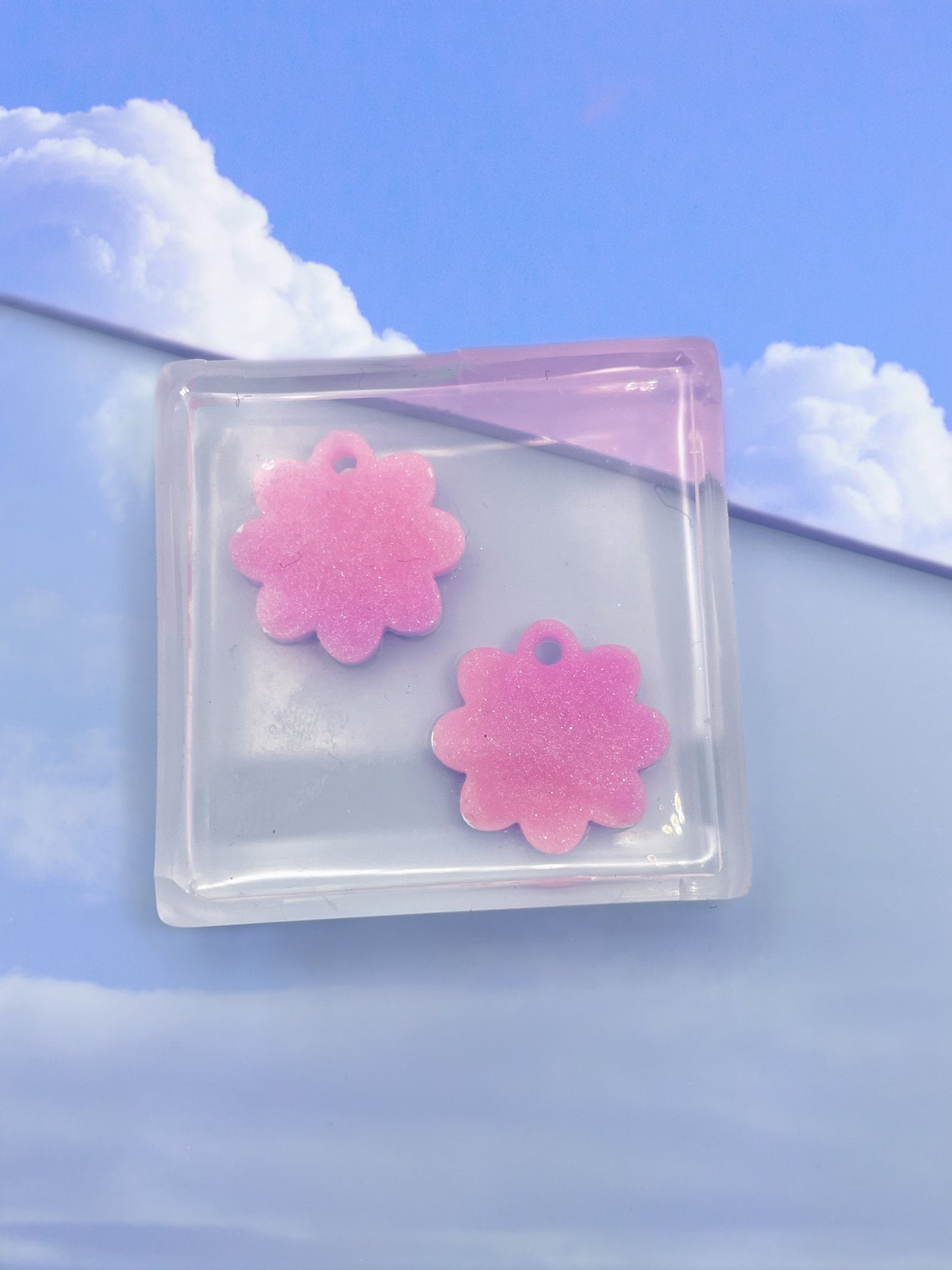 1.4 cm Scalloped circle Earring Stud Topper Mold