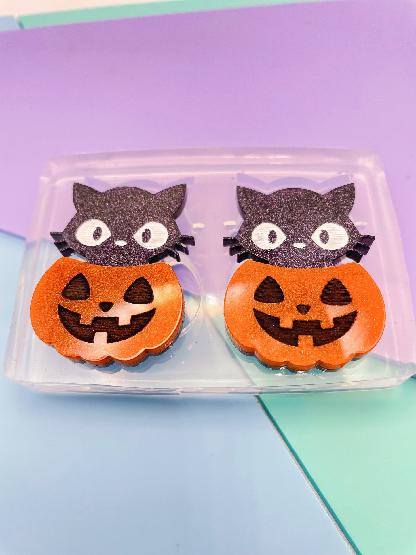 4cm Cat in Pumpkin Brooch Dangle Earring Mold Halloween