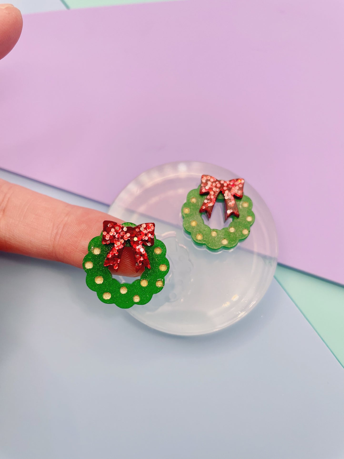 Small Christmas Wreath with Ribbon Bow Stud Earring Mold