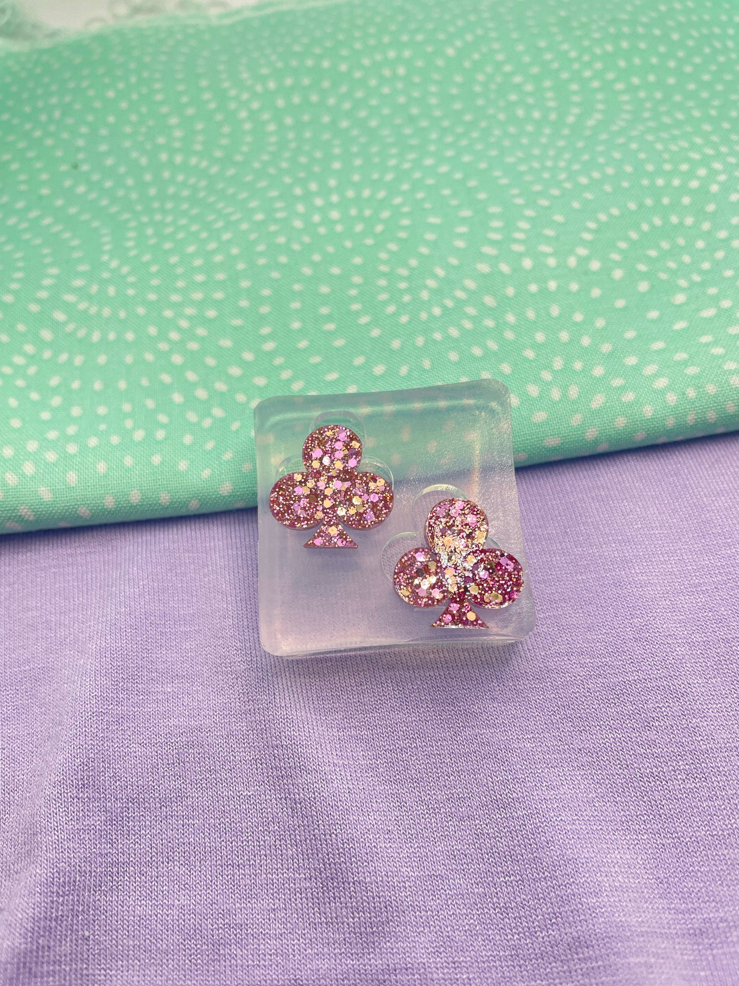Card suit clubs stud earring mold