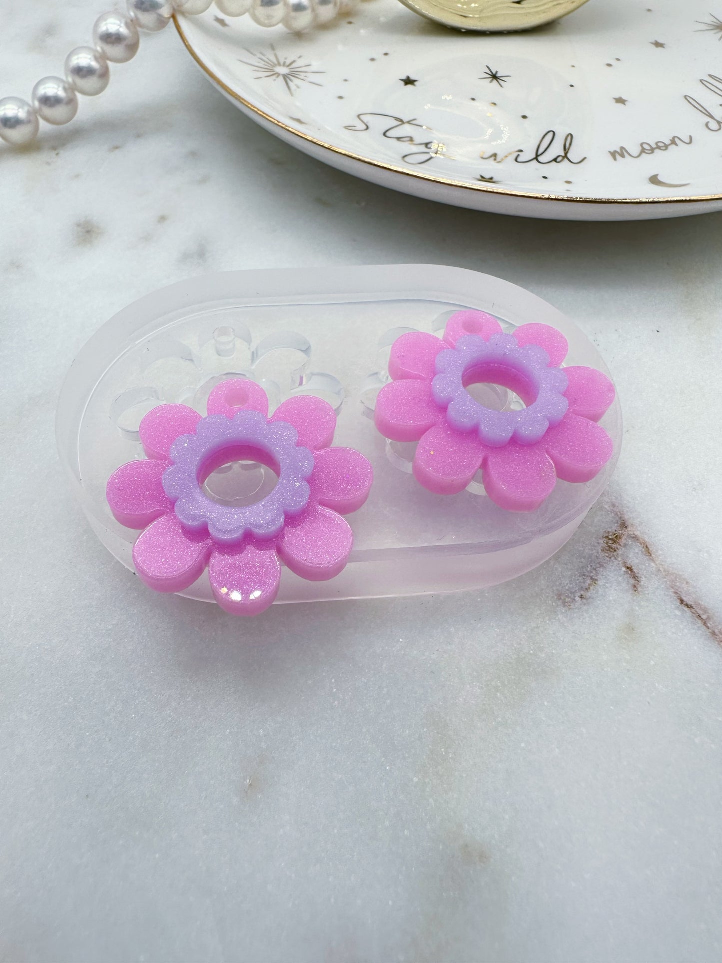 Small  2.5 cm 3D Daisy Flower Dangle Drop Earring Mold