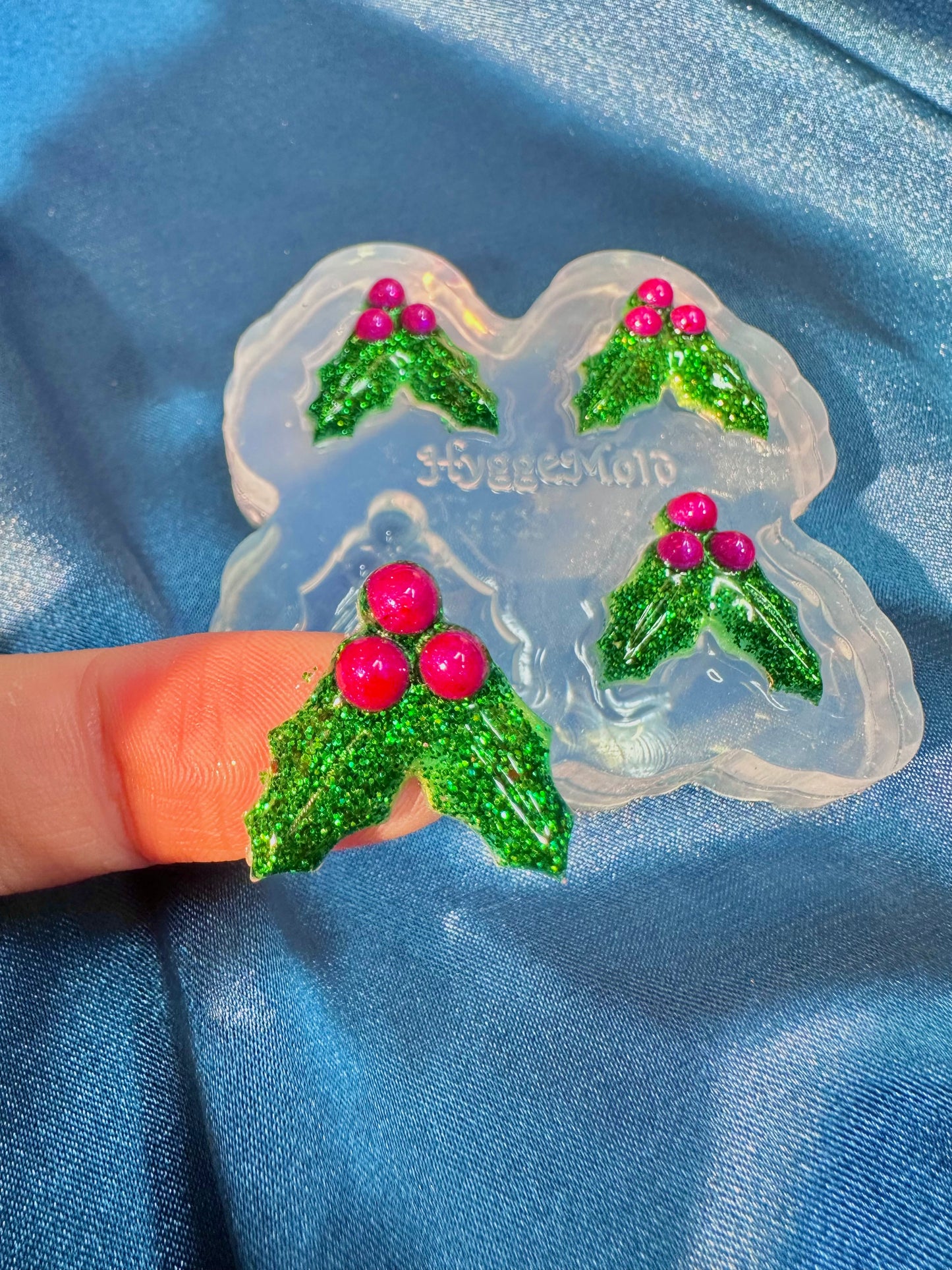 2025 Small Christmas Holly Stud Earring Mold