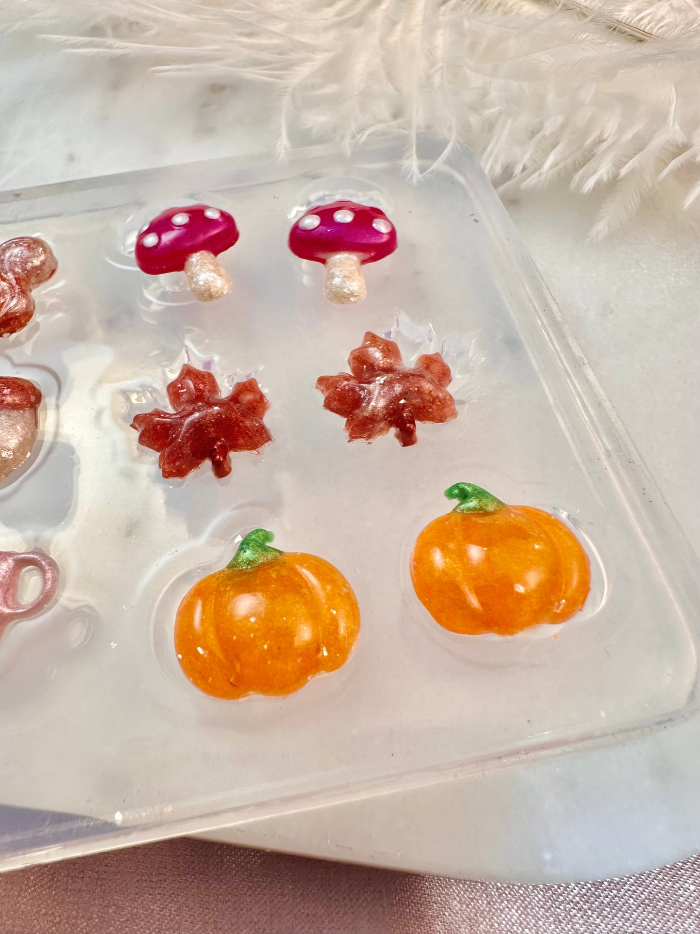Mini Autumn Stud Palette Mold