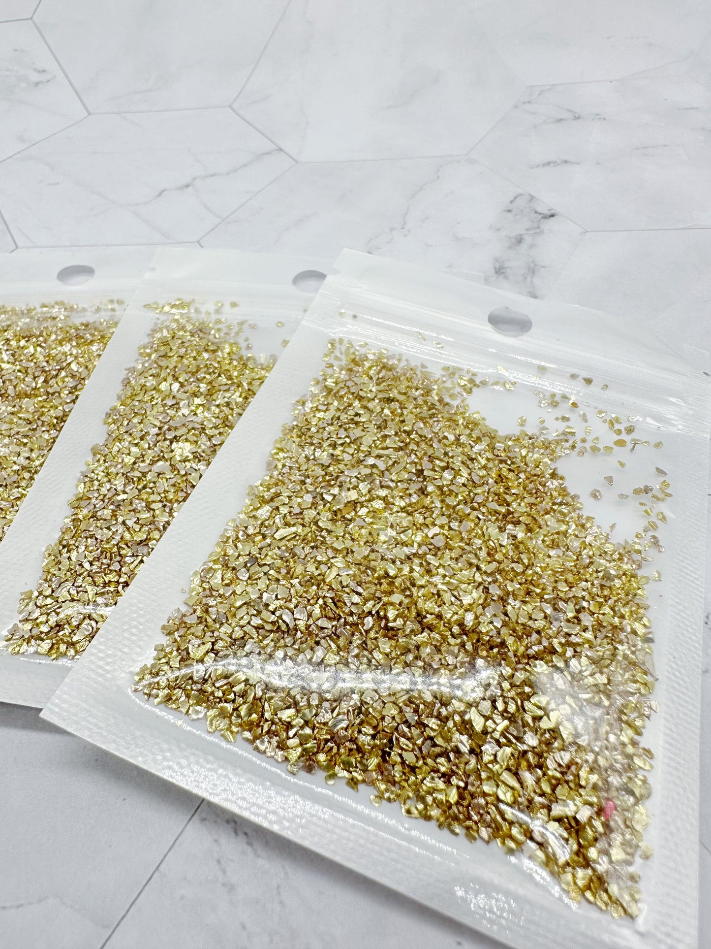 Gold Fine Crushed Glass 1-1.5 mm