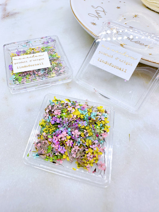 Shredded Lace Flowers in a box (Yellow, Lilac and Blue)