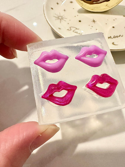 Mini 1.8cm 3D Kissy Lips Stud Earring Mold