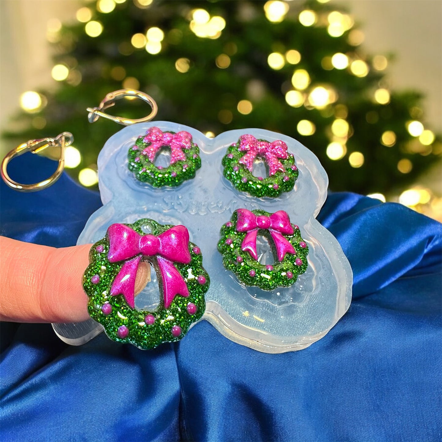 2025 Small Christmas Wreath Layered with Ribbon Bow Dangle Earring Mold