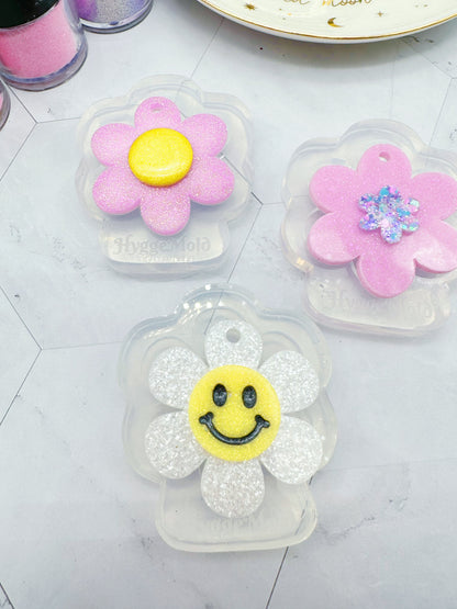 Smiley Face Domed centre Flower Keychain Keyring Mold Choose your style