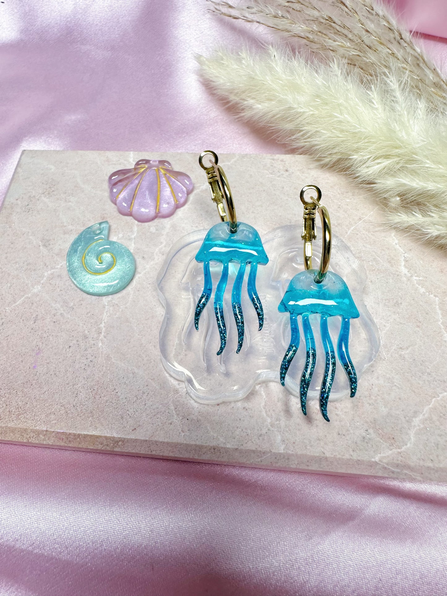 Predomed Jellyfish Dangle Earring Mold for Hoop Charms