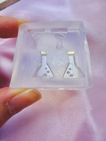 1.5 cm Science Potion Flask Stud Mold Earring Mold for Resin