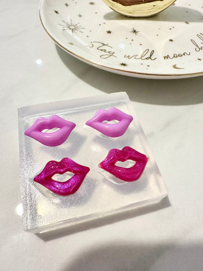 Mini 1.8cm 3D Kissy Lips Stud Earring Mold