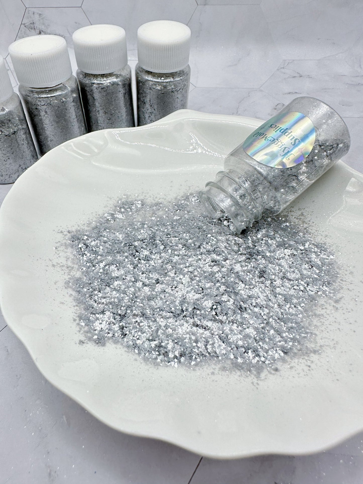 Silver Gray Diamond Flakes No.07