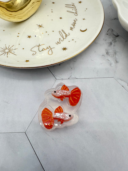 1.8 cm Mini Guppy Fish Stud Earring Mold